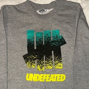 Undefeated crew neck sweater size small
